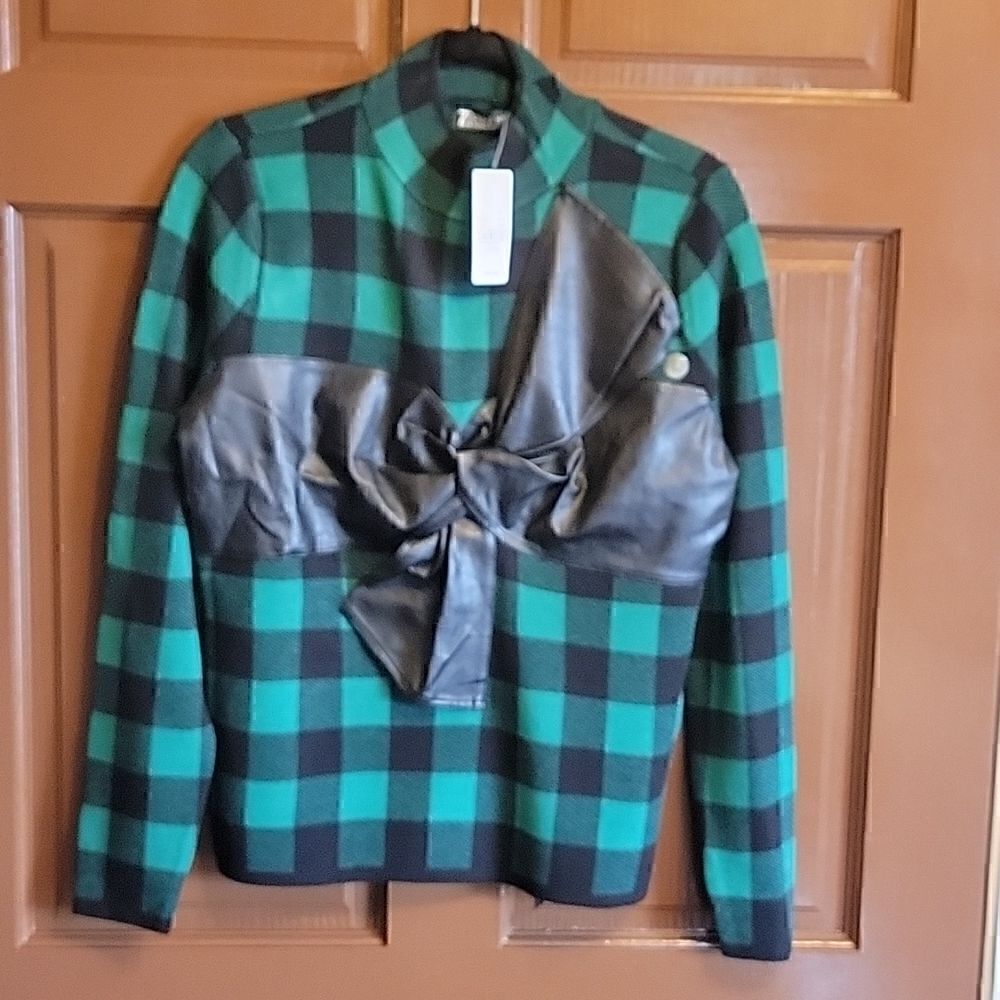 7th Avenue- green/blk rayon/poly plaid sweater with faux leather bow size L. NWT